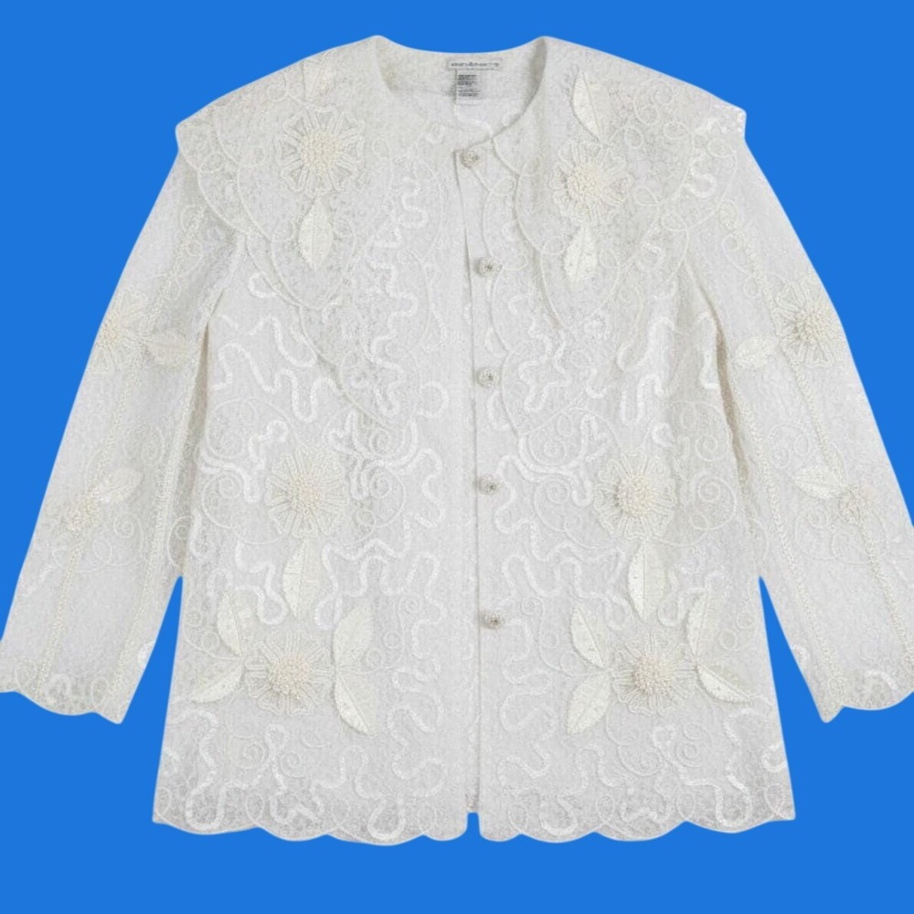 Mattina T. Vintage White Lace Skirt Suit Jacket Plus Size 24 Pearl Button Floral